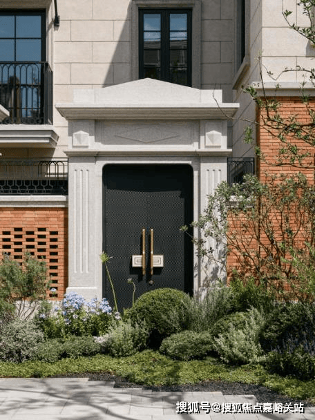 - 环境户型价格地址楼盘详情配套电话交房时间配套电话交房时间AG真人平台翠湖滨江 (售楼处)  - 翠湖滨江销售中心(图17)