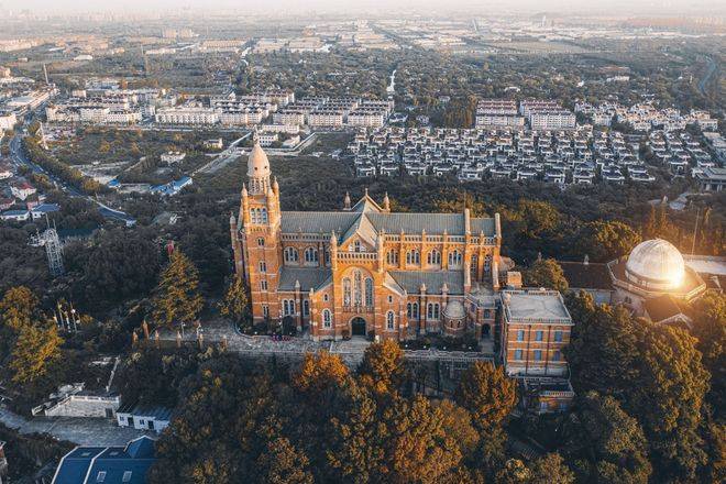 - 环境户型价格地址楼盘详情配套电话交房时间配套电话售楼处欢迎您AG真人网国贸虹桥璟上售楼处-首页 - 国贸虹桥璟上销售中心(图2)